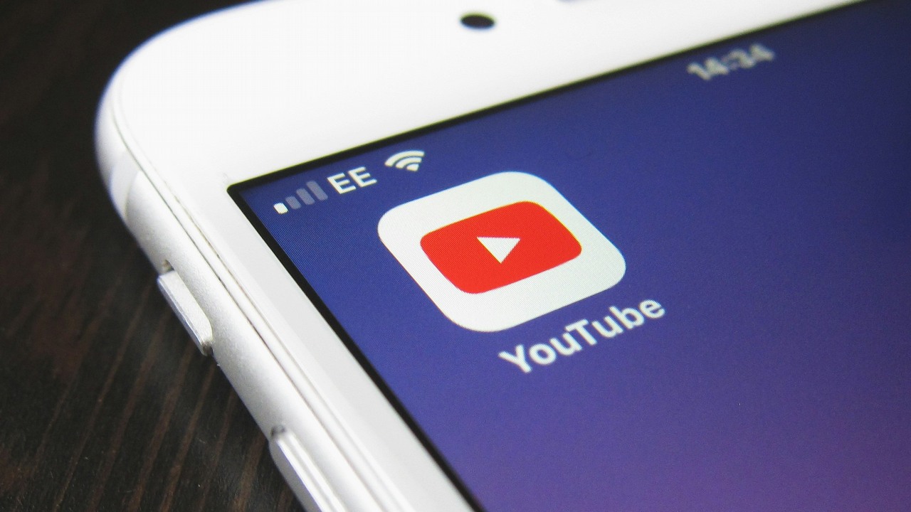 YouTube Premium otrzyma wkrótce nowe funkcje oraz plany subskrypcji, źródło grafiki: Nik | Unsplash.