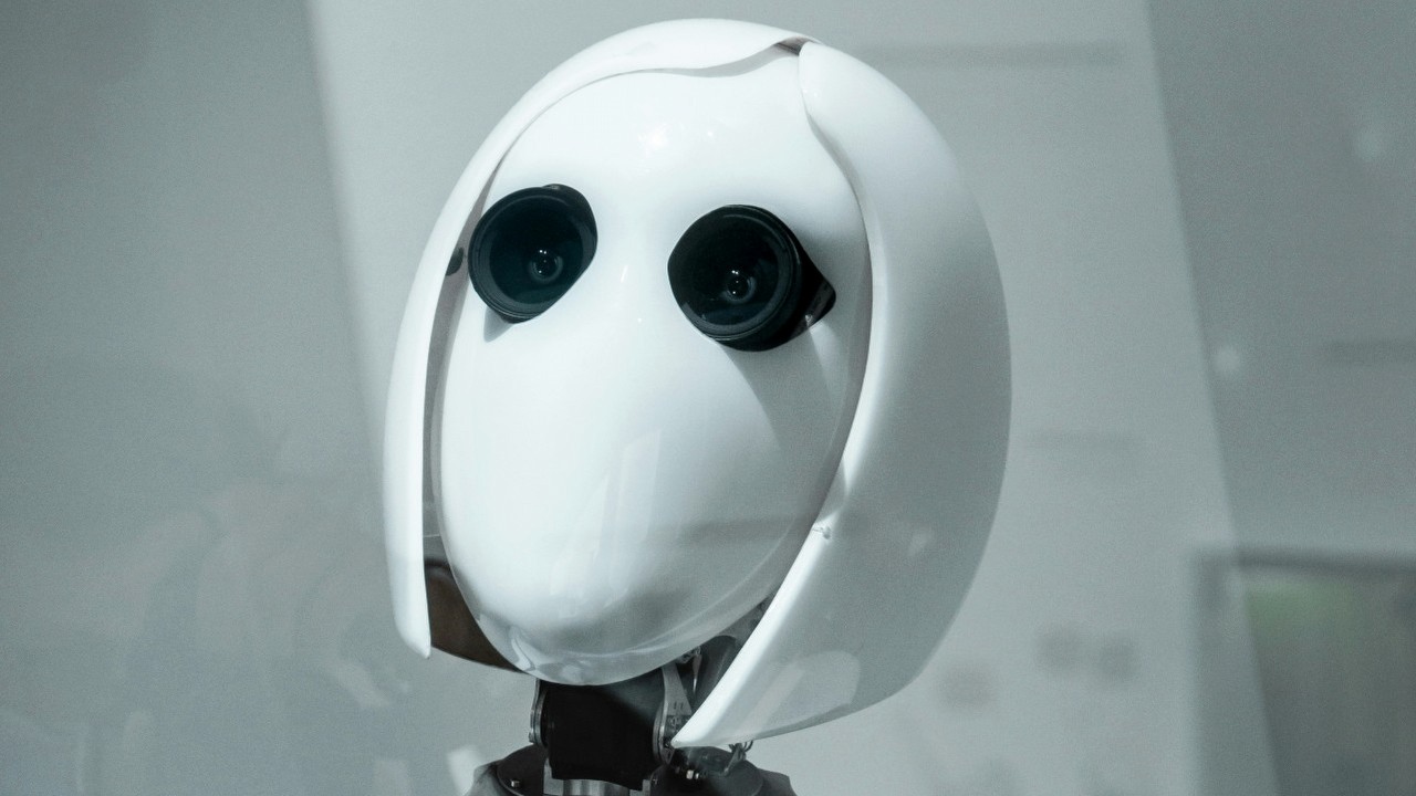 Pionier robotyki uważa, że ekscytacja AI jest przesadzona. Zbyt optymistycznie oceniamy sztuczną inteligencję, źródło grafiki: Maximalfocus, Unsplash.