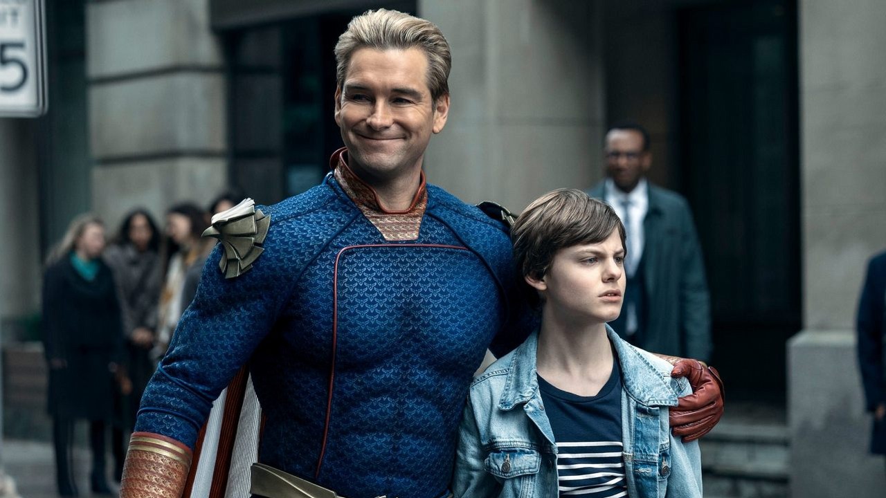 Twórca The Boys chce zapobiec irytującemu zjawisku z Marvela, co ma gorzkie konsekwencje dla dwóch postaci w 4. sezonie, źródło grafiki: The Boys, Eric Kripke, Amazon, 2024.