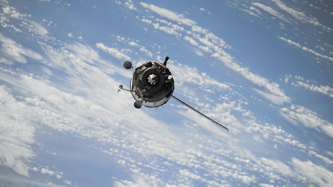 Pierwsza rakieta napędzana ekologicznym paliwem poleciała w kosmos. Za projekt odpowiadają Polacy, źródło grafiki: Unsplash | NASA.