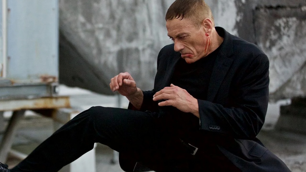 „Zrezygnował”. Gwiazda kina akcji nie chciała walczyć z Jean-Claude Van Damme'em nawet za 20 milionów dolarów, źródło grafiki: Kill'em All, Peter Malota, Destination Films, 2017.