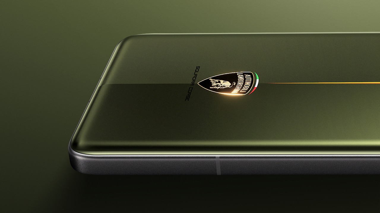 Nowy smartfon Xiaomi wywoła przyspieszone bicie serca u każdego fana Lamborghini, źródło grafiki: Xiaomi.