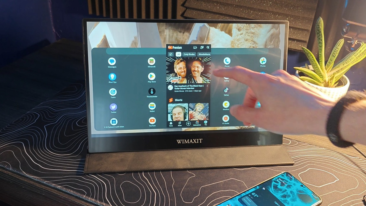 Android 15 Desktop Mode - co trzeba o nim wiedzieć?, źródło grafiki: Shane Craig | YouTube.