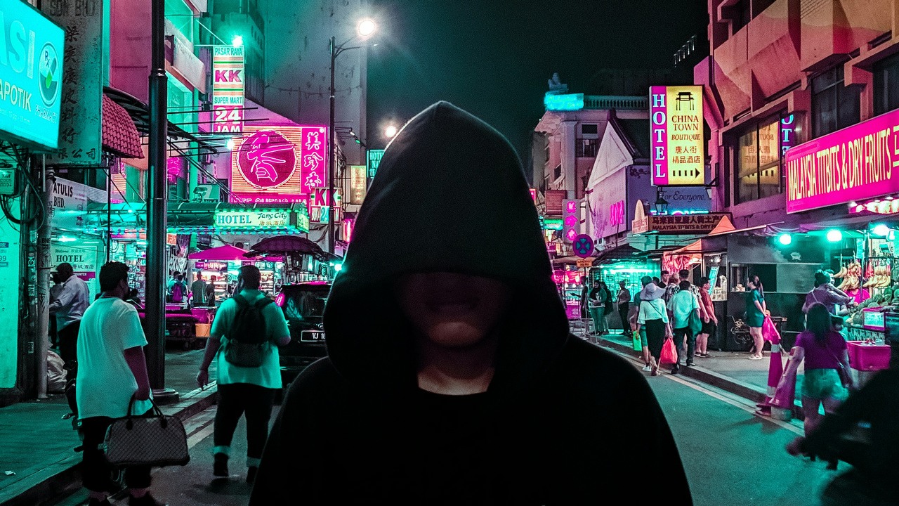 Dbasz o bezpieczeństwo IT ponad 1000 pracowników - i nagle zdajesz sobie sprawę, że nowy członek zespołu jest cyberprzestępcą z Korei Północnej, źródło grafiki: Irham Setyaki | Unsplash.