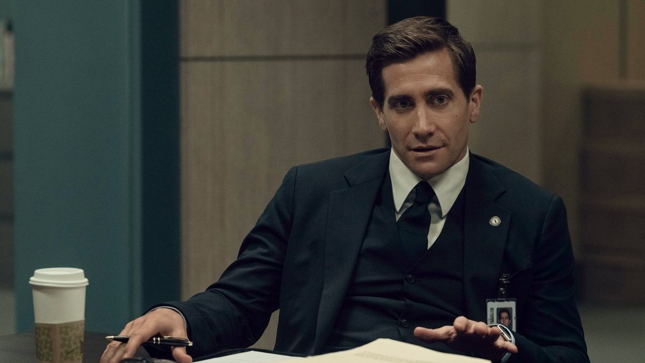 Numer 1 w 91 krajach: nowy serialowy thriller z Jake’em Gyllenhaalem podbija listy przebojów streamingu, źródło grafiki: Uznany za niewinnego, David E. Kelley, Apple, 2024.