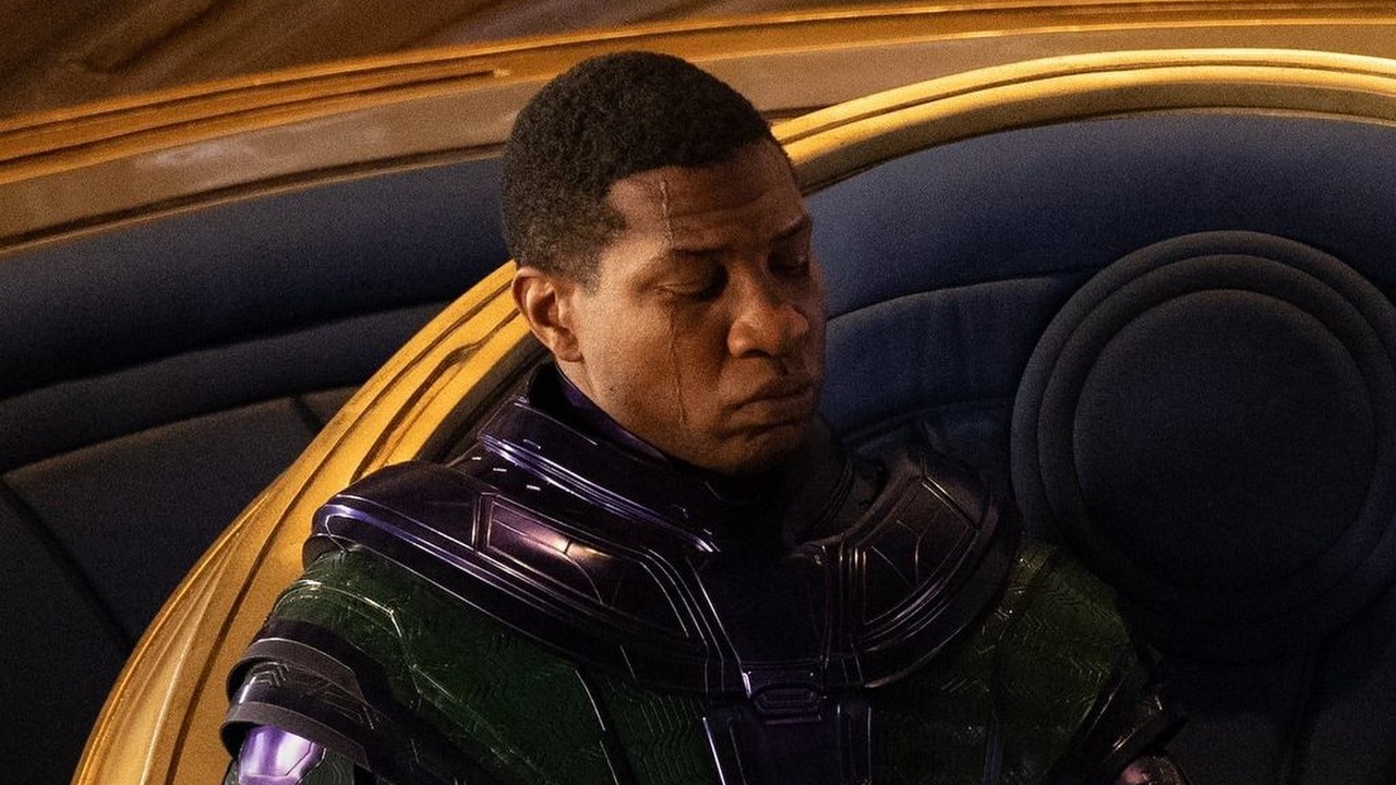 Jonathan Majors jest załamany tym, że Robert Downey Jr. zajmie jego miejsce w Marvelu. „Mam złamane serce. Kocham Kanga”, źródło grafiki: Ant-Man i Osa: Kwantomania, Peyton Reed, Disney, 2023.