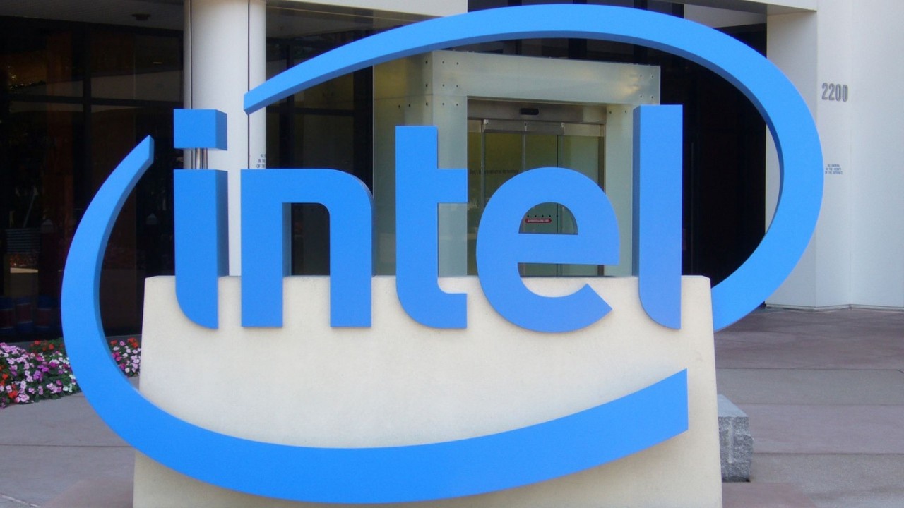 Potwierdziły się doniesienia o zwolnieniach w Intelu. Pracę straci 15 procent zatrudnionych, źródło grafiki: Takuya Oikawa; flickr.com; 2006 | CC BY-SA 2.0.