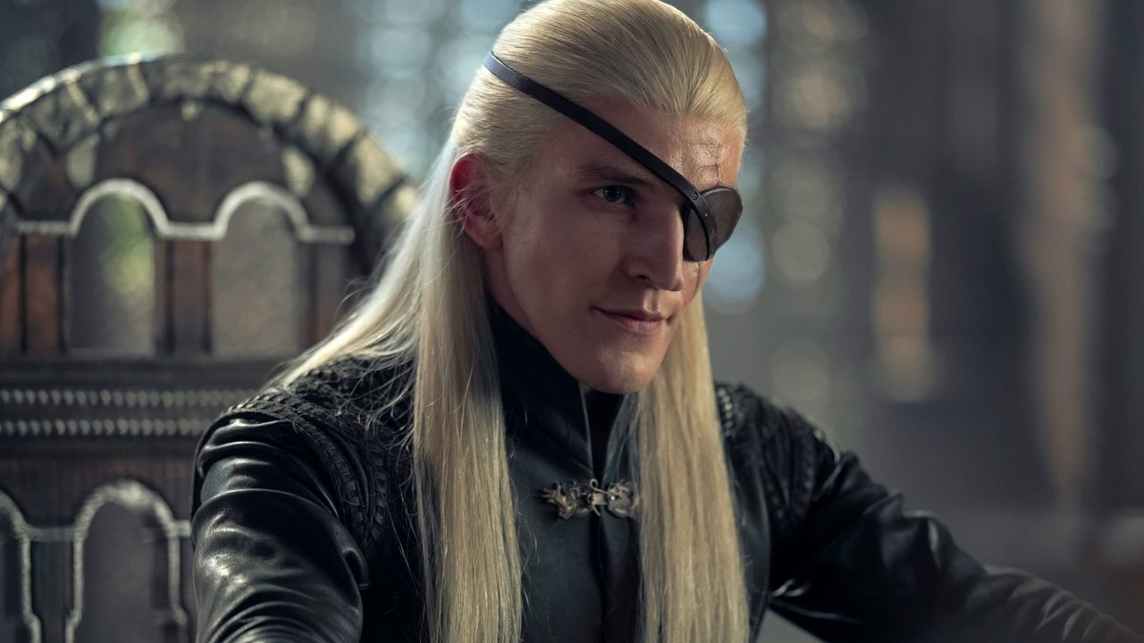 Showrunner Rodu smoka potwierdza, na ilu sezonach zakończy się spin-off Gry o tron. HBO spełni życzenie George’a R.R. Martina, źródło grafiki: Ród smoka, Ryan Condal, HBO, 2024.