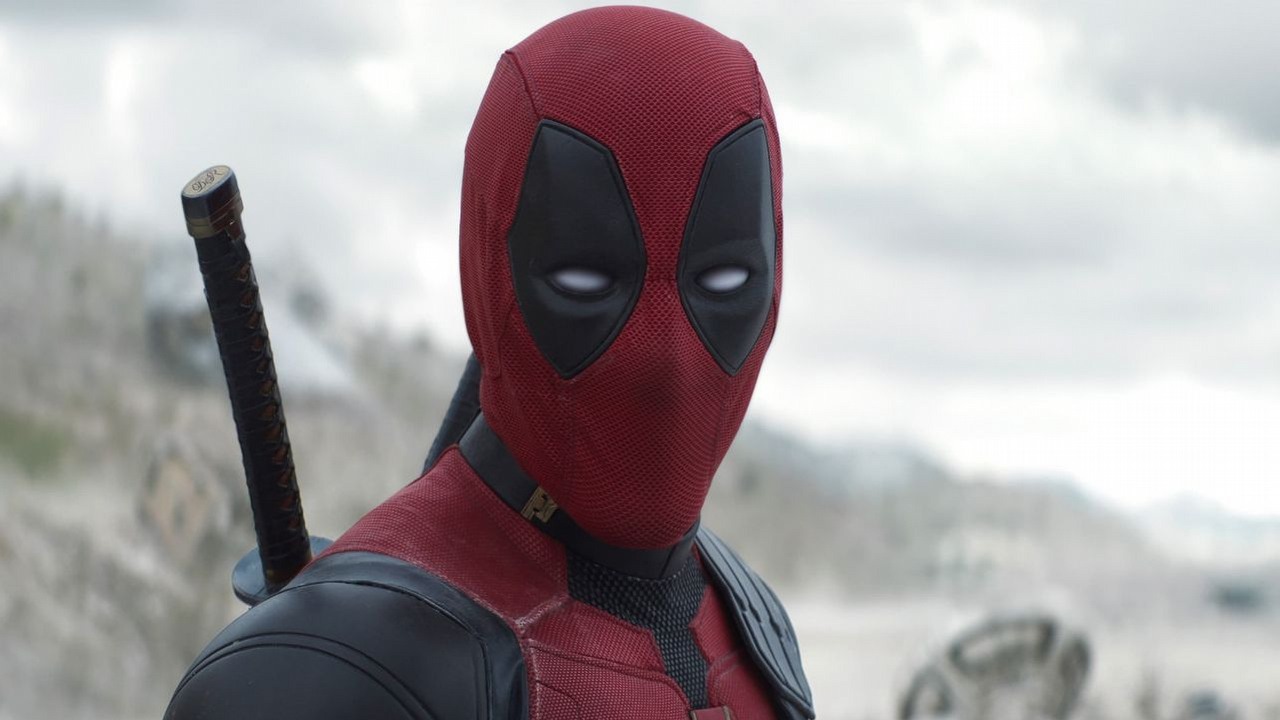 „Istnieją bardzo szczegółowe zasady”. Ryan Reynolds wyjaśnia, dlaczego w Deadpool i Wolverine tylko jego postać może zwracać się do widzów, źródło grafiki: Deadpool 3, Shawn Levy, Marvel, 2024.