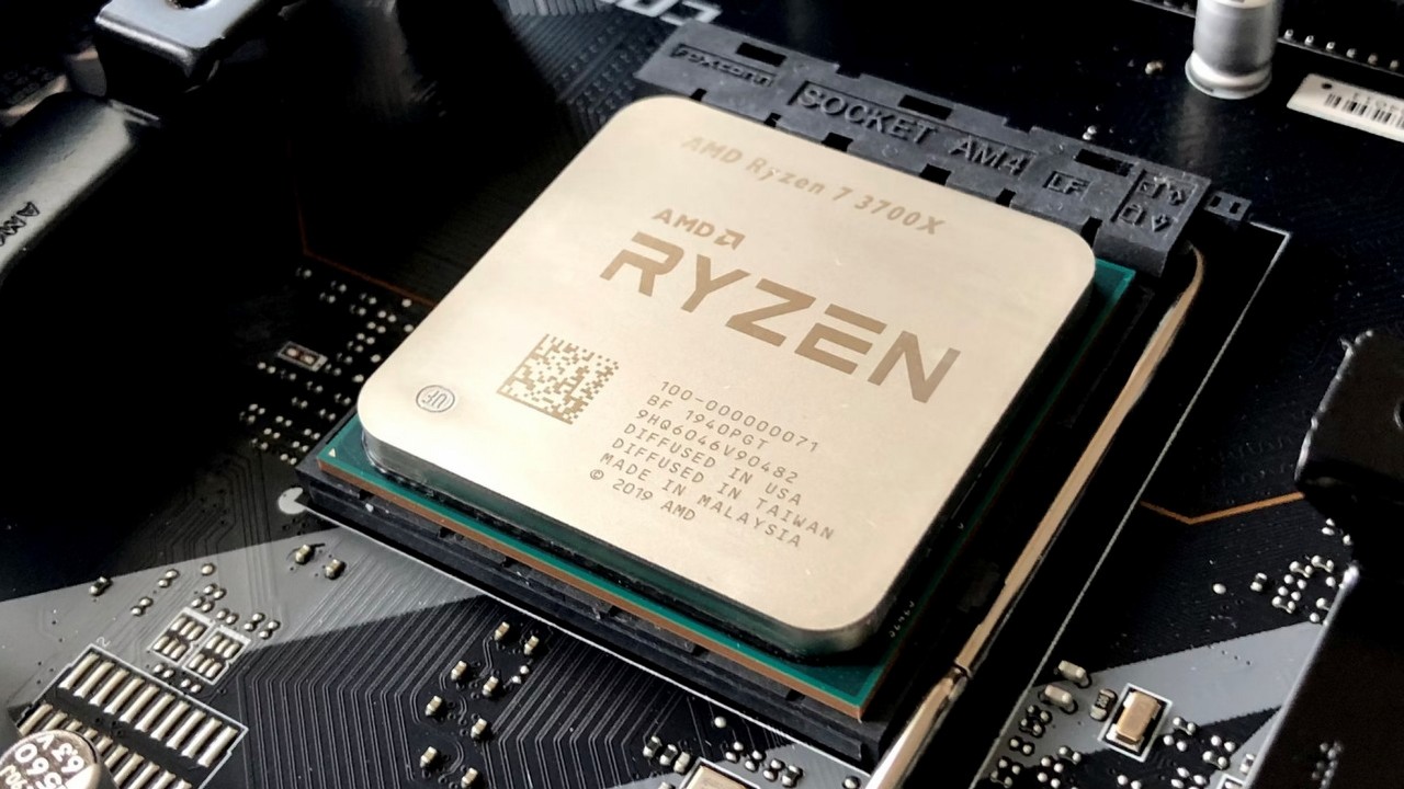 AMD odpowiada na poważną lukę zabezpieczeń procesorów. Aktualizację otrzymają tylko nowsze modele, źródło grafiki: Olivier Collet; Unsplash.com; 2020.