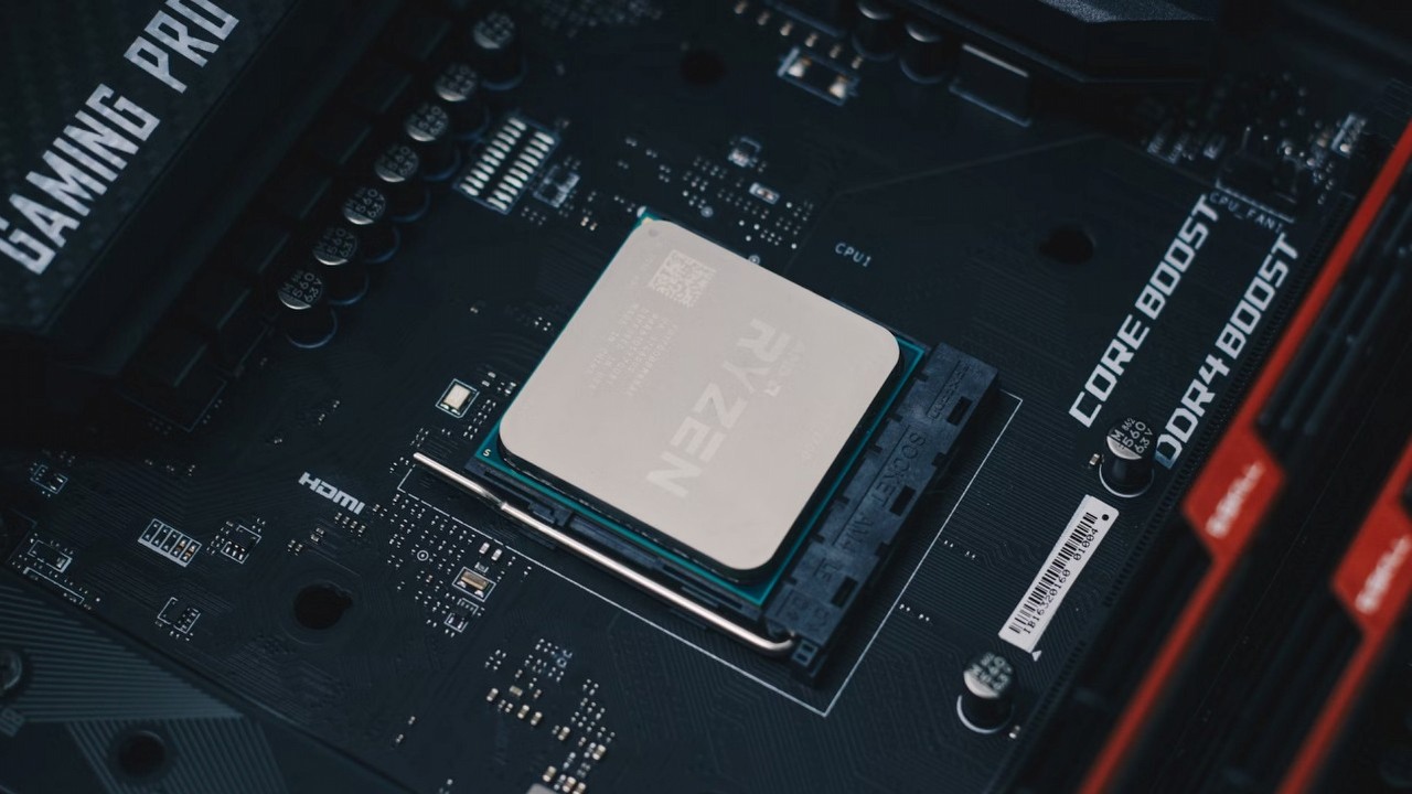 Ryzen 5 5500X3D bohaterem nowych doniesień. Procesor może zadebiutować jeszcze w 2024 roku, źródło grafiki: Vladimir Malyutin; Unsplash.com; 2019.