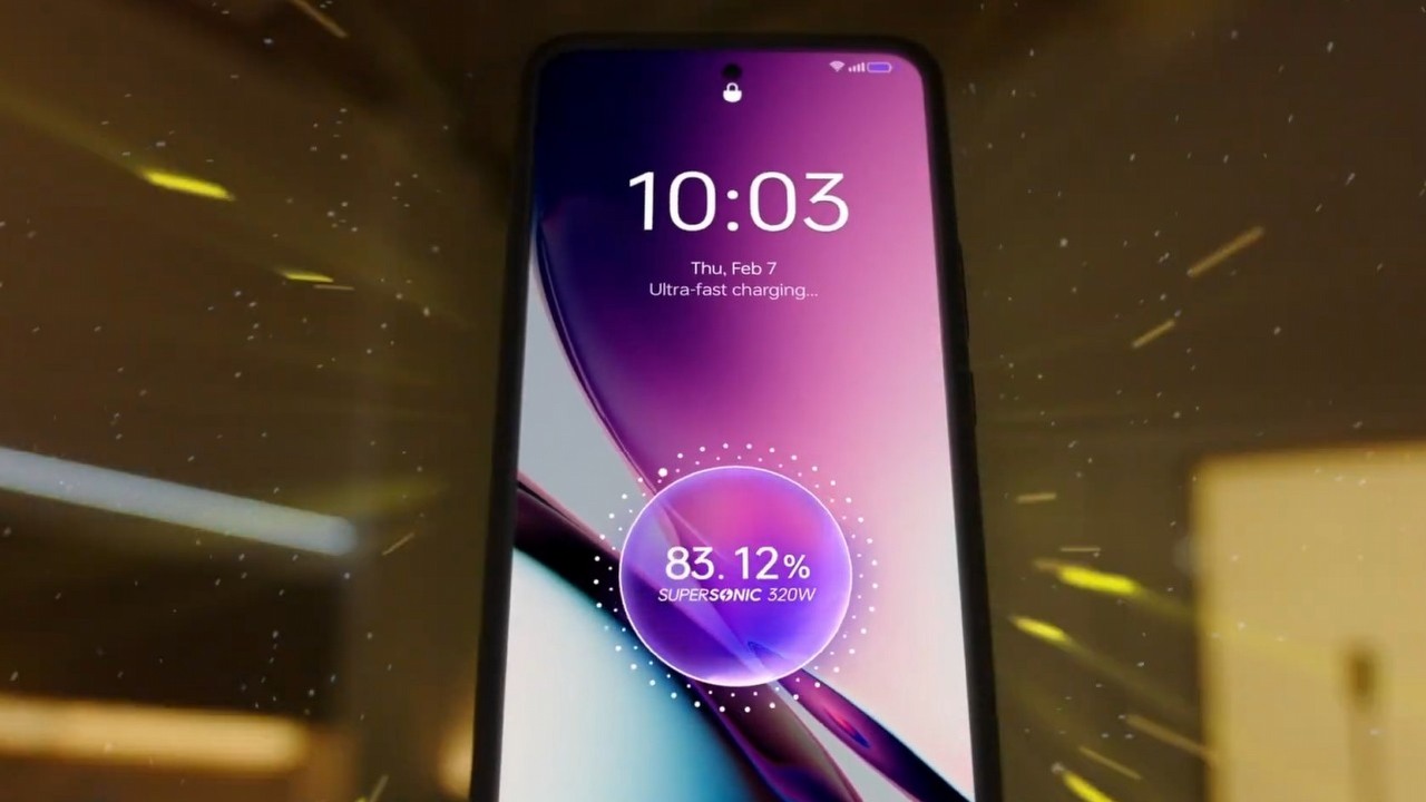 Smartfon naładowany w 4,5 minuty, znamy już szczegóły przełomowej technologii realme 320 W, źródło grafiki: realme.