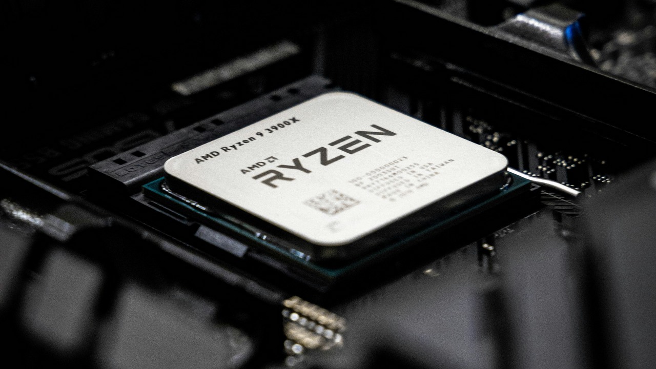 Ten procesor to może być gratka dla graczy, AMD Ryzen 5 5500X3D ma zaoferować sporą wydajność jednego rdzenia i gniazdo AM4, źródło grafiki: Tomas Malik | Unsplash.