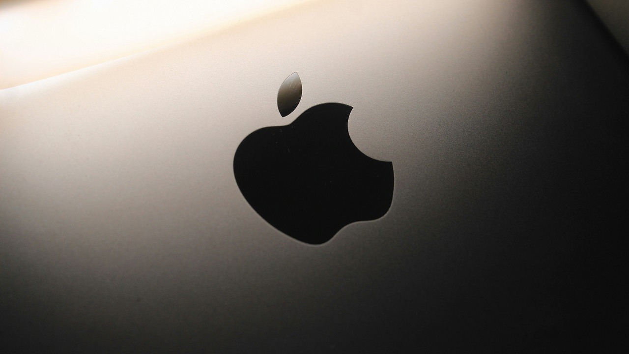 Apple może szykować się do podboju rynku domowych robotów, źródło grafiki: Unsplash | wtrsnvc..