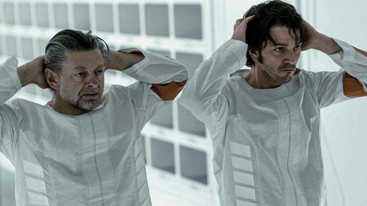 2. sezon Andora będzie „oszałamiający” i „o wiele lepszy” niż pierwszy. Nowa odsłona Star Wars dla dorosłych ukaże Łotra 1. jako inny film, źródło grafiki: Andor, Tony Gilroy, Disney, 2022.