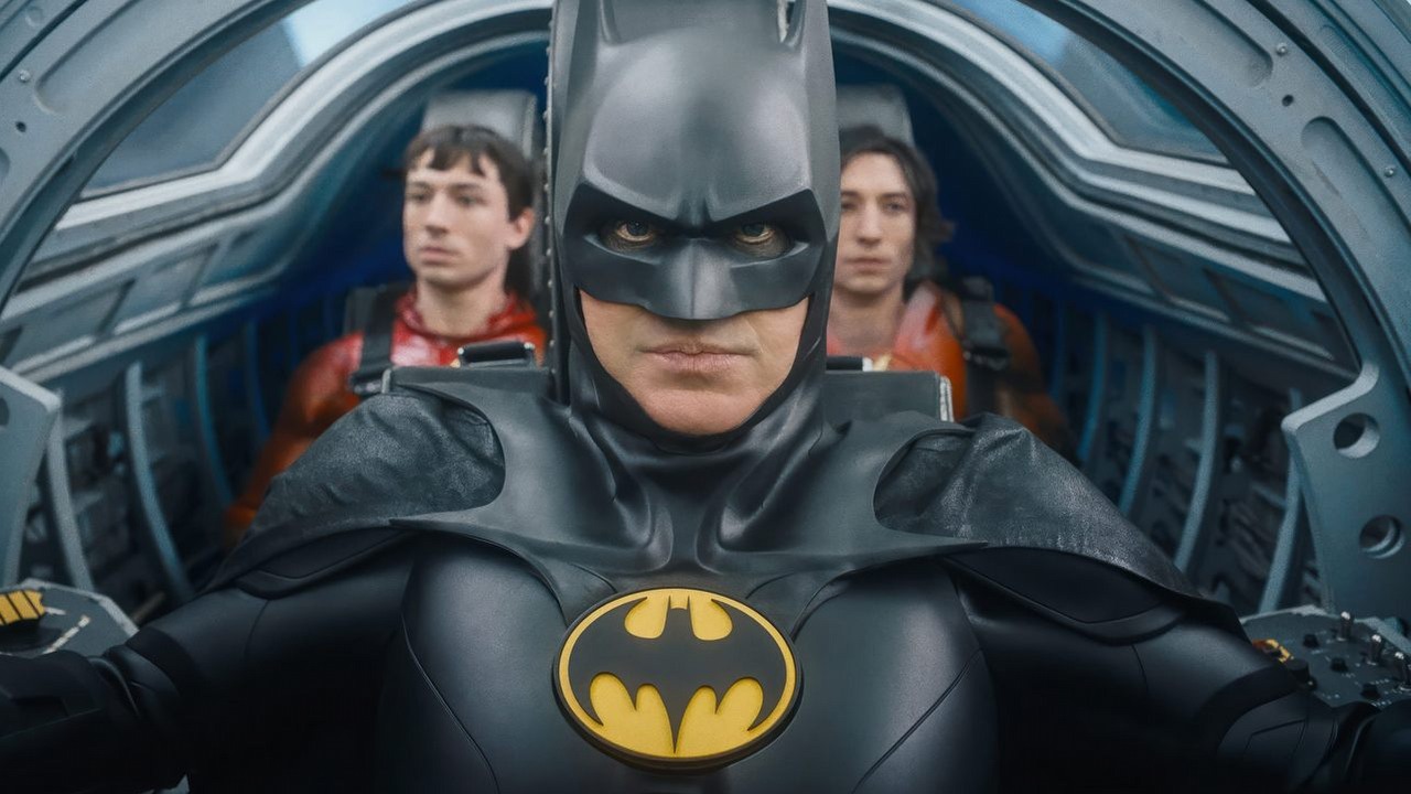 „Nie obchodziło mnie to”. Michael Keaton miał gdzieś anulację filmu Batgirl i cieszył się z „dużego czeku”, źródło grafiki: Flash, Andy Muschietti, Warner Bros., 2023.