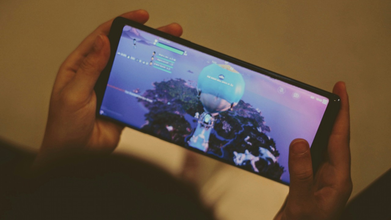 Epic Games Store na iOS nie ma zbyt lekko. Apple stawia wysokie wymagania, źródło grafiki: Joshua Hoehne | Unsplash.