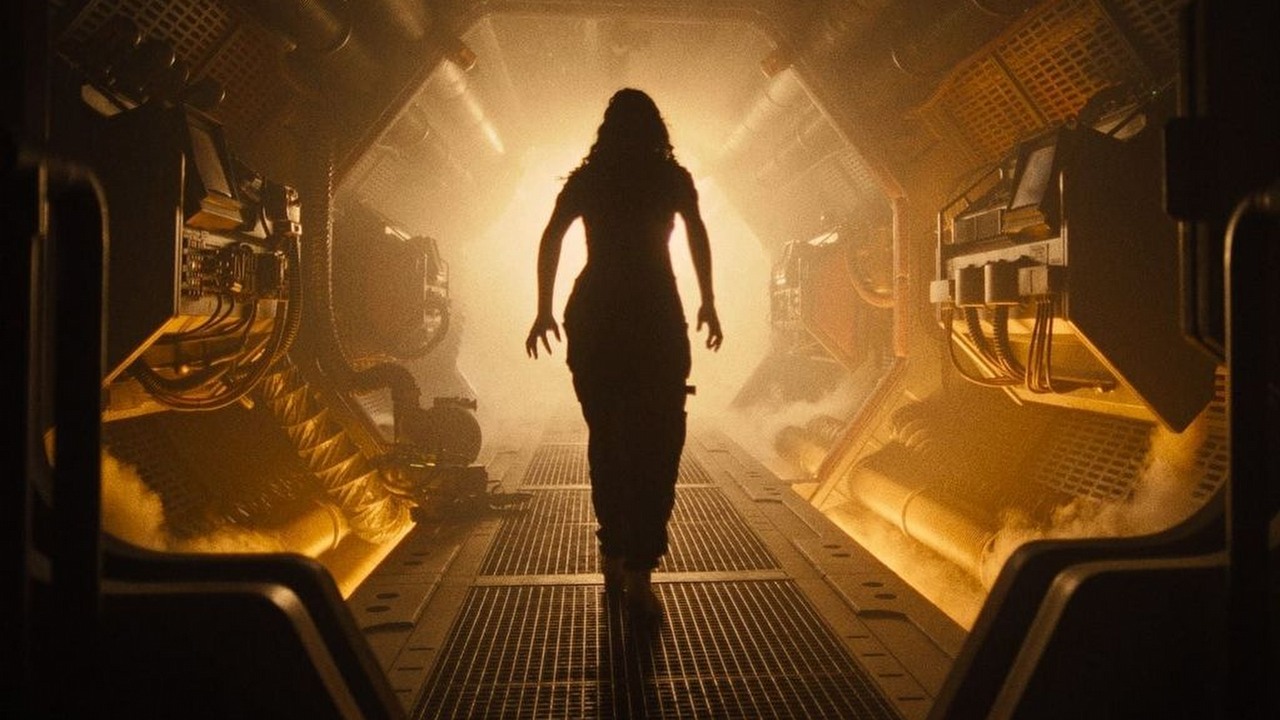 Reżyser Obcego: Romulusa przyznał, że The Last of Us 2 zainspirowało jeden z najmocniejszych wątków w nowej odsłonie kultowej serii sci fi, źródło grafiki: Obcy: Romulus, Fede Alvarez, 20th Century Studios, 2024.