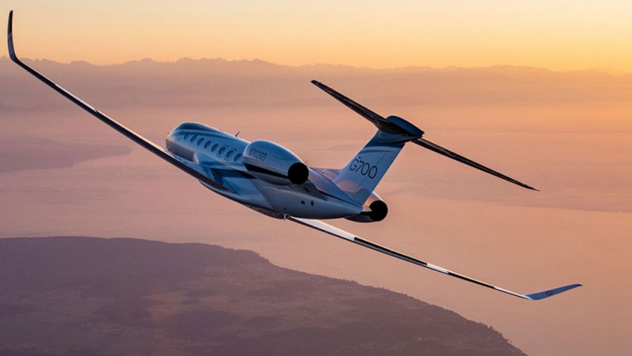 Jeff Bezos wyemitował więcej CO2 w ciągu 6 tygodni swoim nowym luksusowym odrzutowcem niż zwykły obywatel w ciągu 17 lat - i nie jest w tym osamotniony, źródło grafiki: Gulfstream.