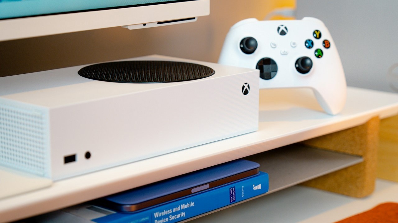Były deweloper Naughty Dog nie jest fanem Xboxa Series S z uwagi na problemy odnośnie do optymalizacji gier, źródło grafiki: Jaime Marrero | Unsplash.