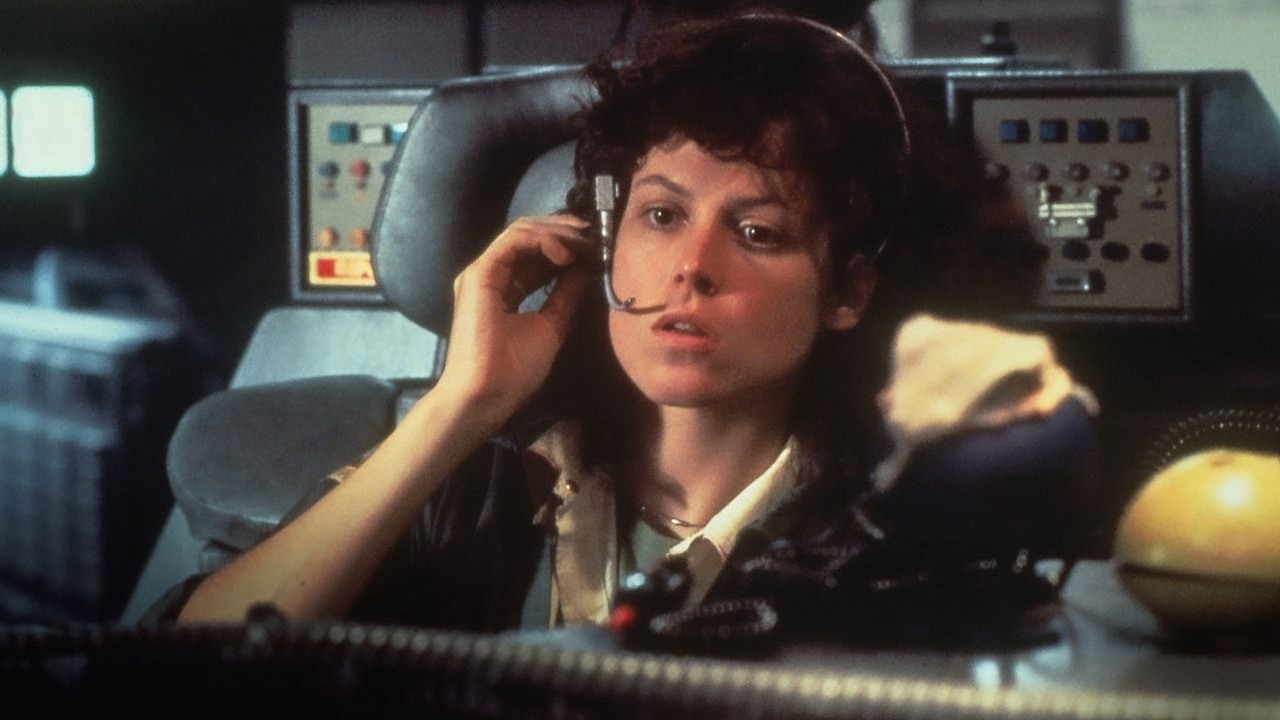 Sigourney Weaver dołączy do świata Star Wars. Legenda sci-fi potwierdza swój udział w nadchodzącym filmie The Mandalorian and Grogu, źródło grafiki: Obcy: 8 pasażer Nostromo, Ridley Scott, Twentieth Century-Fox Productions, 1979.