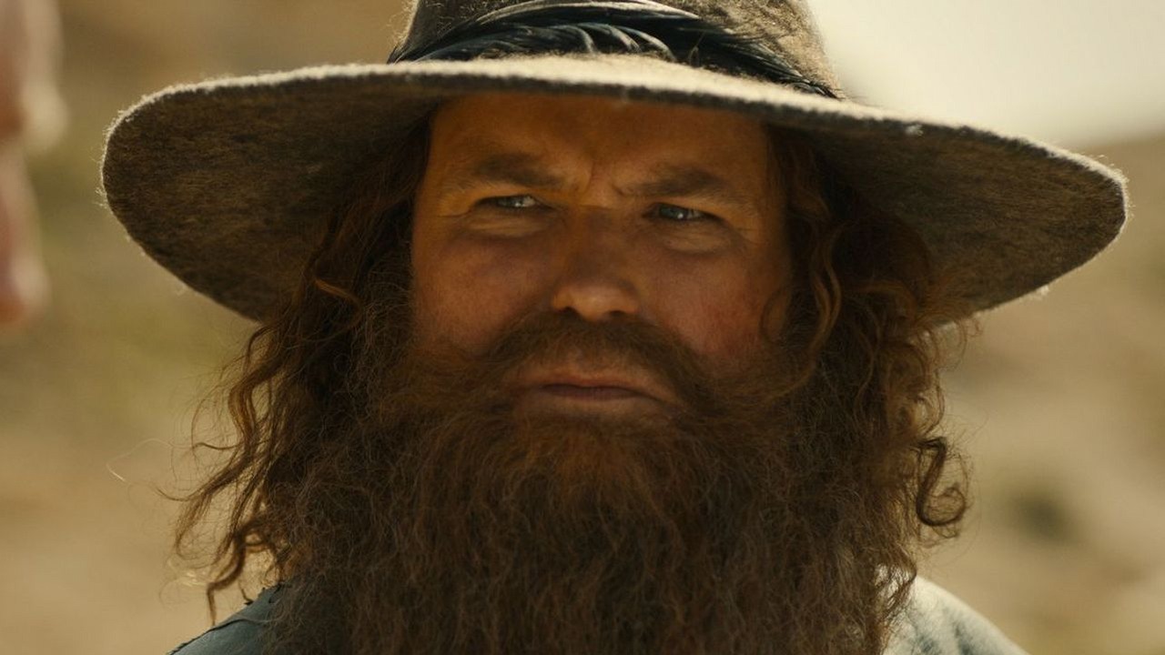 Kim jest Tom Bombadil w Pierścieniach Władzy?, źródło grafiki: Pierścienie Władzy, Patrick McKay, Amazon, 2024.