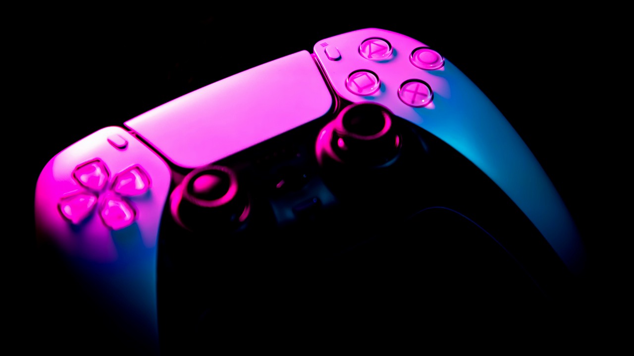 PS5 Pro niedługo przestanie być tajemnicą. Konsola może zostać zapowiedziana już w przyszłym tygodniu, źródło grafiki: Taylor R | Unsplash.com.