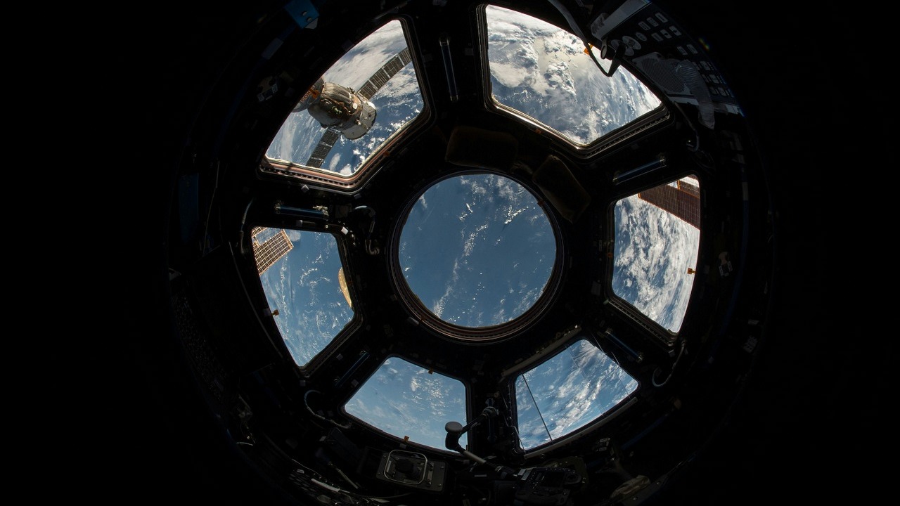 Epopeja Starlinera dobiegła końca. Statek Boeinga wrócił na Ziemię, źródło grafiki: Unsplash | NASA..