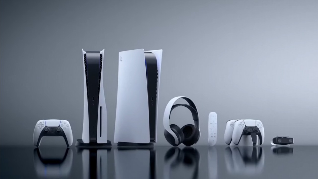 Efekt PS5 Pro. Dostępność napędów do PS5 spada, obecność scalperów rośnie, źródło grafiki: Sony PlayStation.