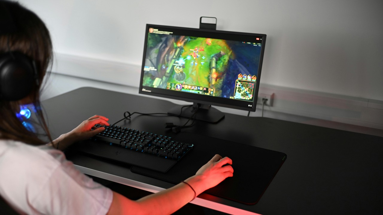 AMD pracuje już nad FSR4? Technika ma opierać się w pełni na AI, źródło grafiki: Unsplash | ELLA DON.