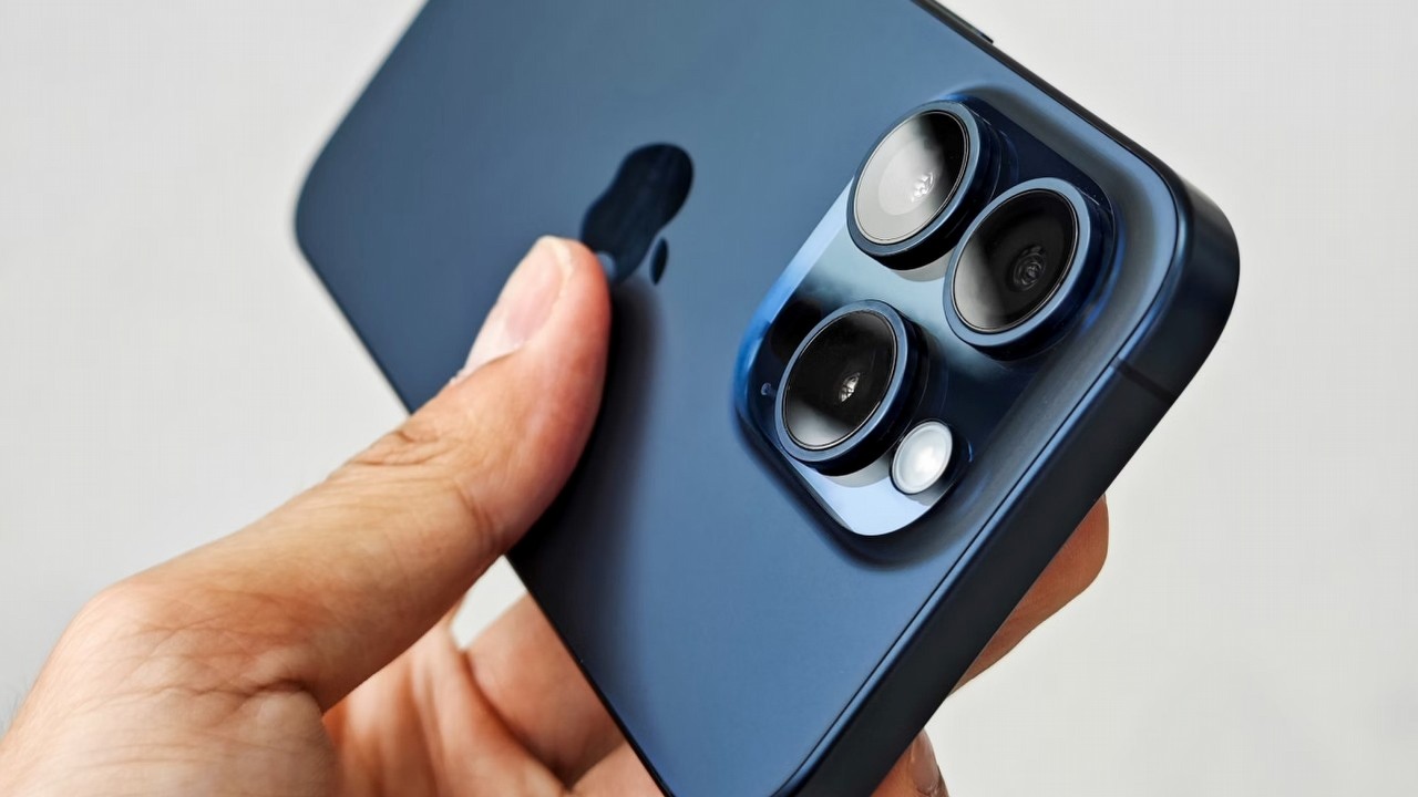 Najlepsze funkcje iOS 18? Społeczność ma dwóch faworytów, których nawet my nie mieliśmy na radarze, źródło grafiki: Thai Nguyen; Unsplash.com; 2023.