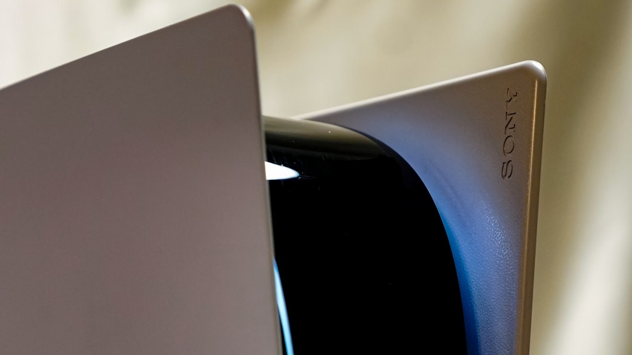 Graczy PlayStation wita komunikat „sieć PlayStation Network może być chwilowo zajęta” - spora awaria usługi Sony, źródło grafiki: Triyansh Gill; Unsplash.com; 2021.