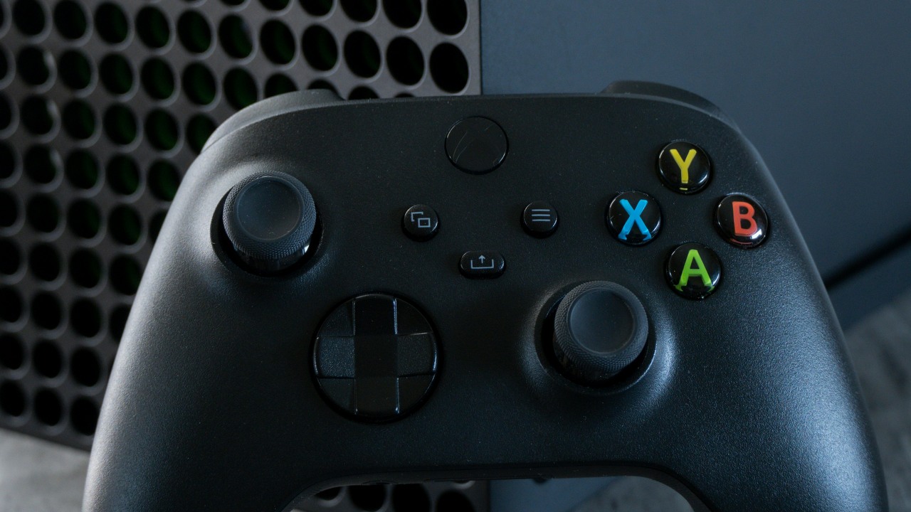 Awaria sieci Xbox. Problemy obejmują logowanie na konta oraz granie w chmurze, źródło grafiki: Unsplash | Martin Martz.