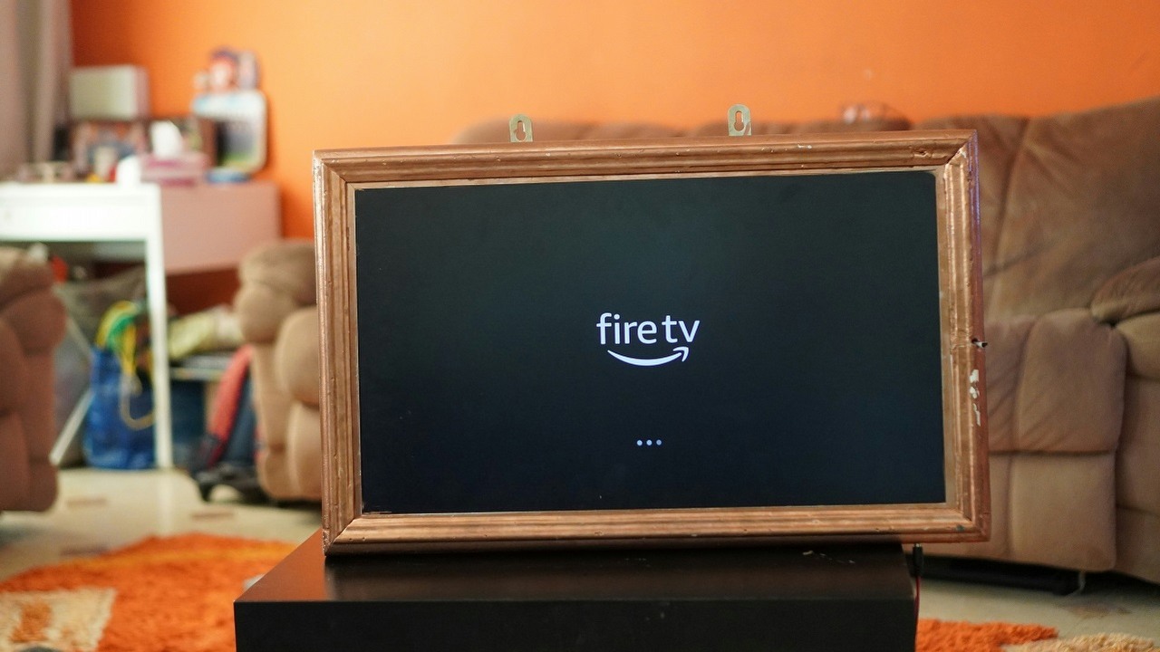 6 ukrytych kombinacji przycisków Fire TV Stick, które warto znać, źródło grafiki: Unsplash |  Hamed Taha..
