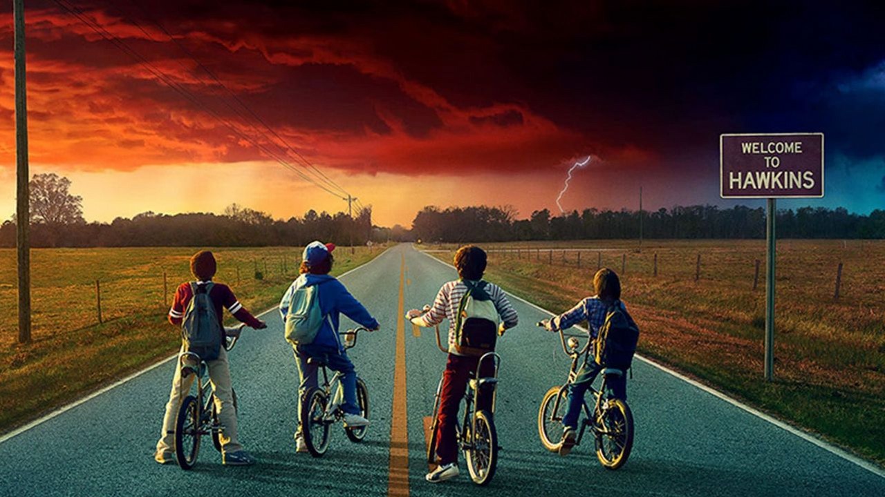 Stranger Things 5 wróci do korzeni, przywracając najbardziej ikoniczny element z pierwszego sezonu hitu sci-fi Netflixa, źródło grafiki: Stranger Rhings, Ross Duffer, Netflix, 2016.