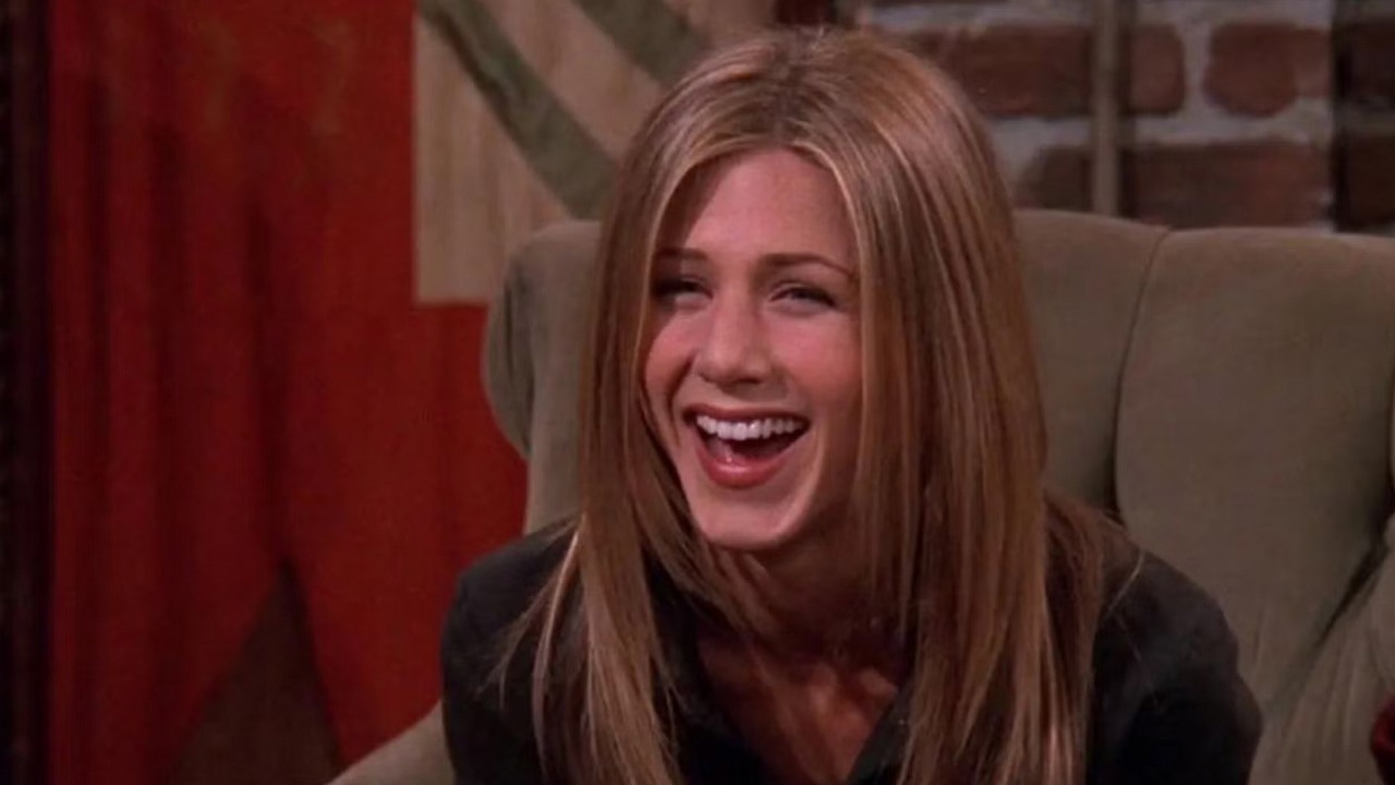 „Wątpię, by kiedykolwiek do tego doszło”. Jennifer Aniston zdradziła, czemu nie wystąpi w żadnym sitcomie po zakończeniu Przyjaciół, źródło grafiki: Friends, David Crane i Marta Kauffman, NBC, 1994.