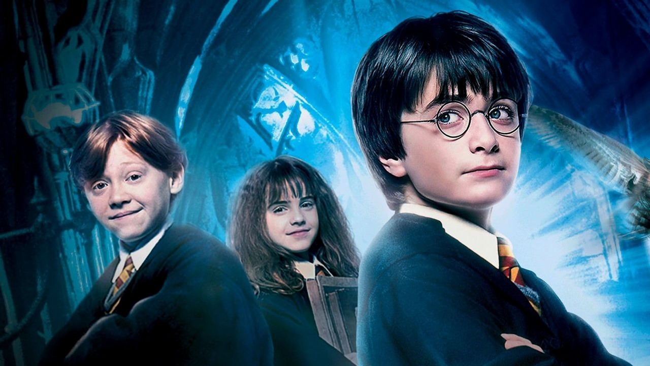 Dlaczego serial Harry Potter w ogóle powstaje? Warner Bros. zdradza „powód, dla którego wyruszono w tę podróż”, źródło grafiki: Harry Potter i Kamień Filozoficzny, Chris Columbus, Warner Bros., 2001.