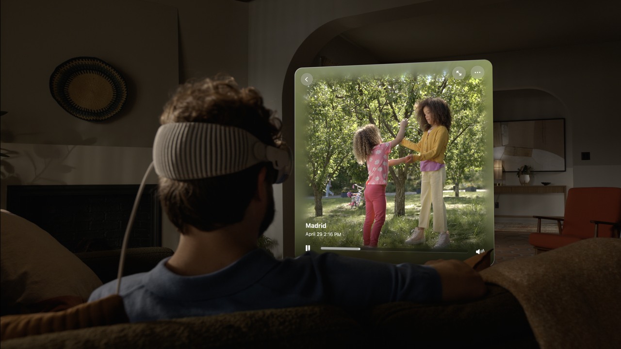 Vision Pro nie sprzedają się najlepiej. Apple ogranicza produkcję, źródło grafiki: Apple.