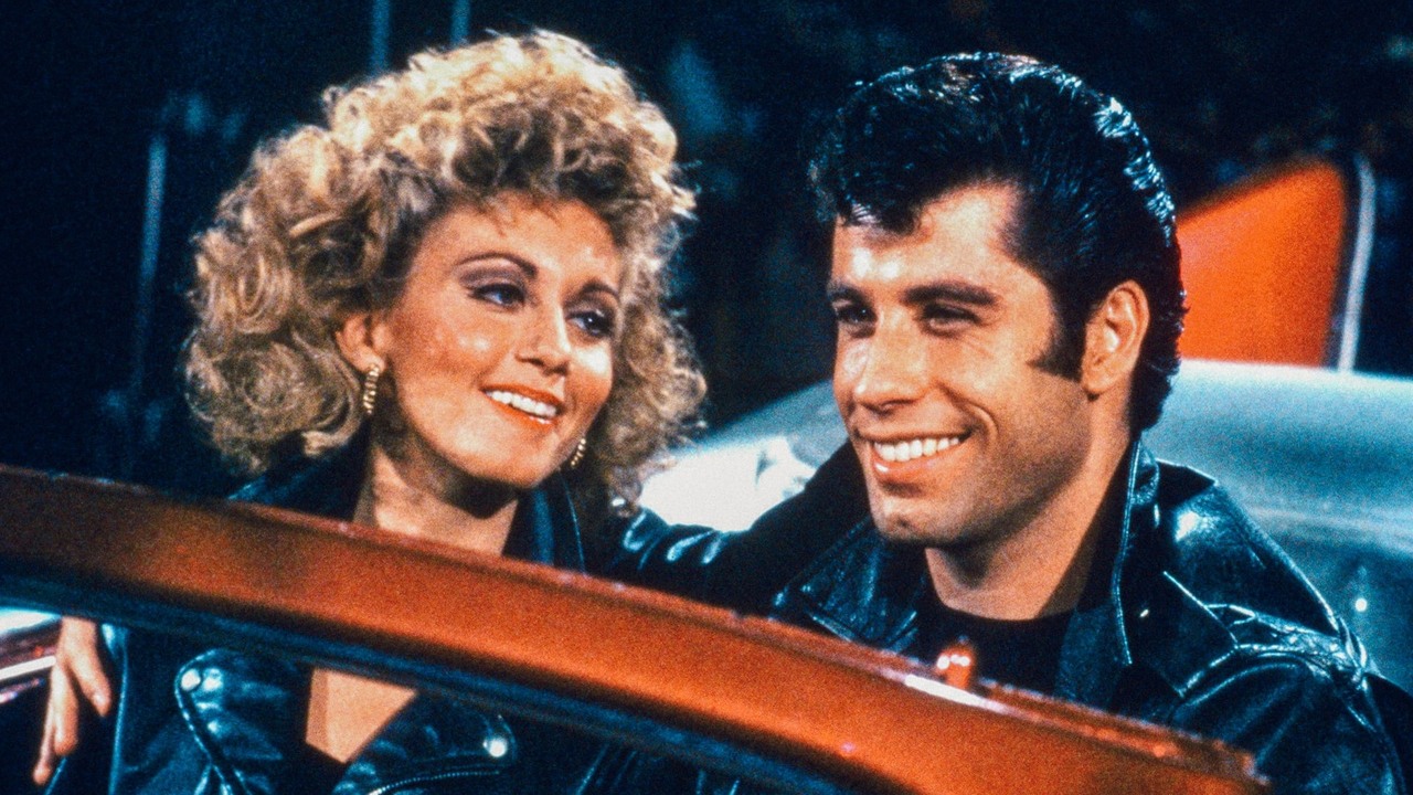„To było zbyt piękne, by w to uwierzyć”. John Travolta poczuł „kołatanie serca” podczas kręcenia ikonicznej sceny z Grease, źródło grafiki: Grease, Randal Kleiser, Paramount Pictures, 1978.