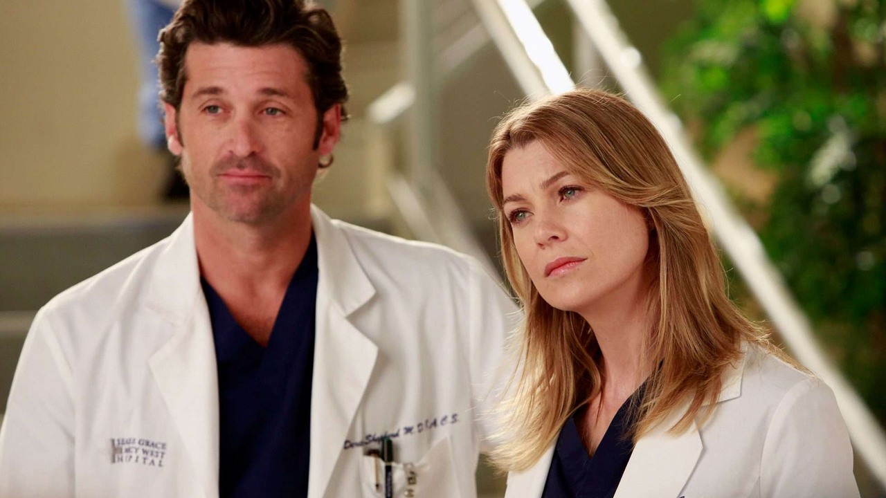 „Nie mogę błagać mężczyzny w telewizji”. Ellen Pompeo była tak zawstydzona kręcąc tę ikoniczną scenę z Grey’s Anatomy, że podczas niej naprawdę płakała, źródło grafiki: Grey's Anatomy, Shonda Rhimes, ABC, 2005.