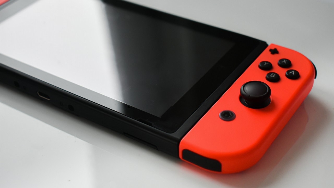 7 milionów sztuk na premierę - Nintendo ma szykować mnóstwo konsol Switch 2, źródło grafiki: Jesper Brouwers, Unsplash.