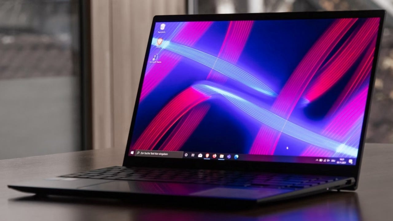 Windows 10 wyświetla reklamy Windowsa 11. Microsoft chce, żebyś kupił laptopa z Copilotem, źródło grafiki: Joachim Pressl; Unsplash.com; 2021.