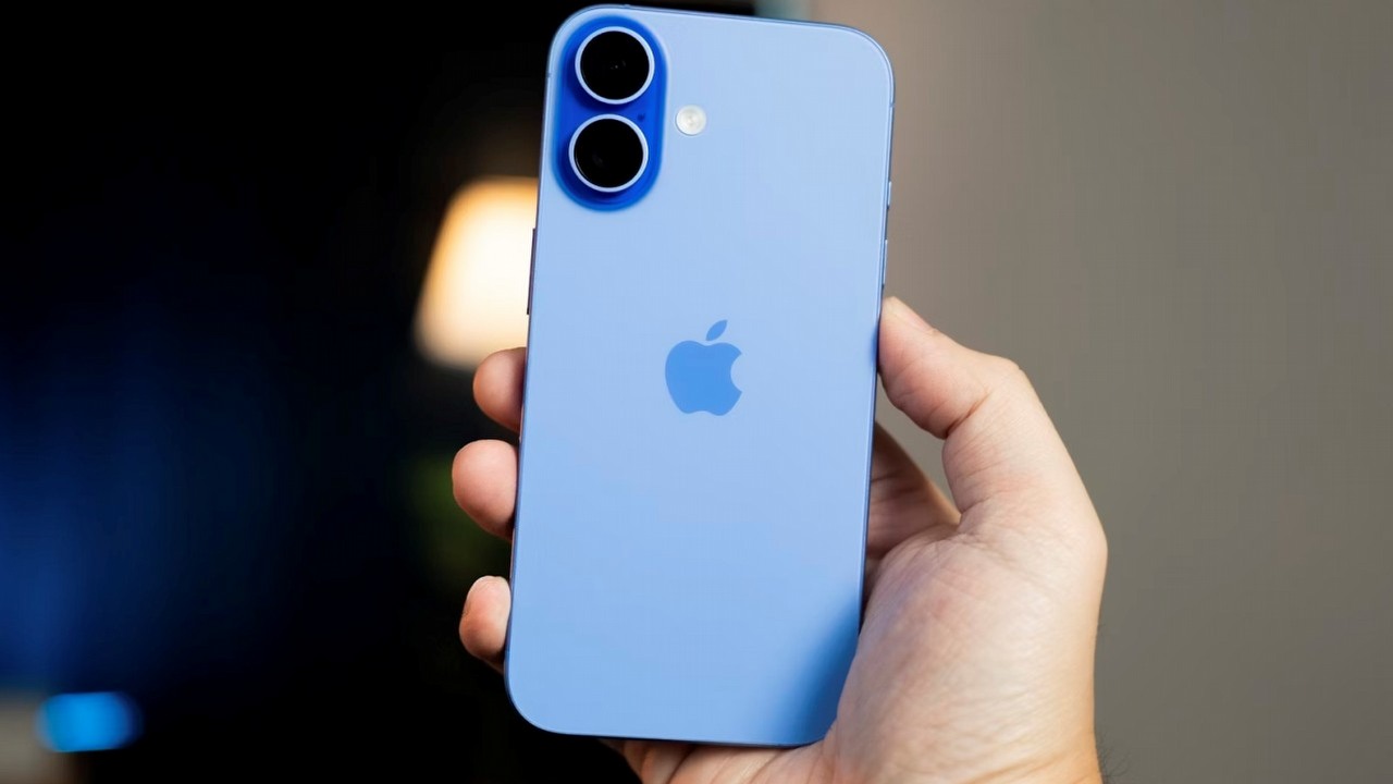 Sprzedaż iPhone'ów zwolniła; iPhone 16 nie przyniósł wyczekiwanych innowacji, źródło grafiki: Amanz; Unsplash.com; 2024.