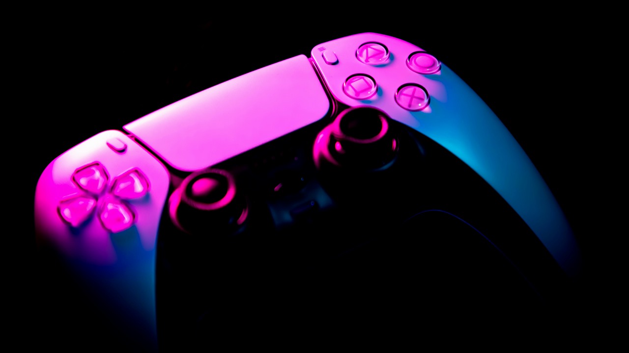 „Zachowanie równowagi między AI a ludzkim podejściem będzie kluczowe” - twierdzi szef PlayStation, źródło grafiki: Unsplash | Taylor R.