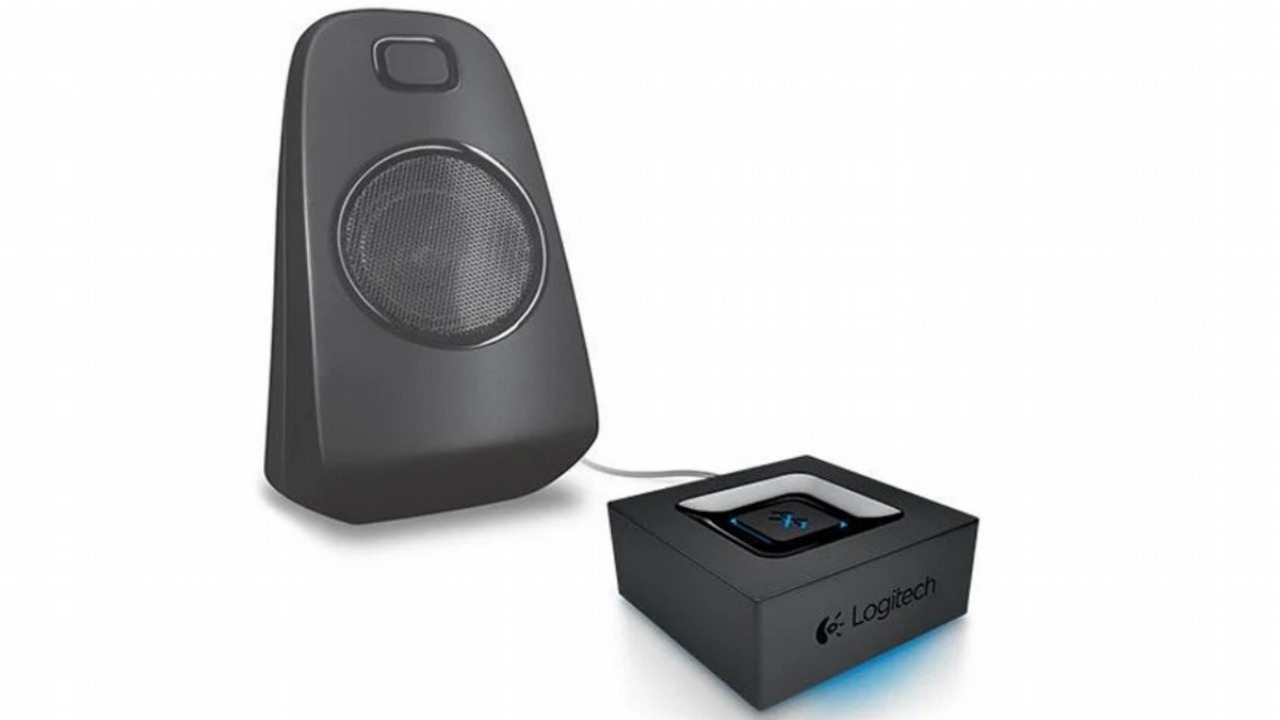 Jak sprawić by stary system audio obsługiwał Spotify i Bluetooth? Kluczowy jest mały gadżet za 100 zł, źródło grafiki: Logitech; materiały promocyjne.