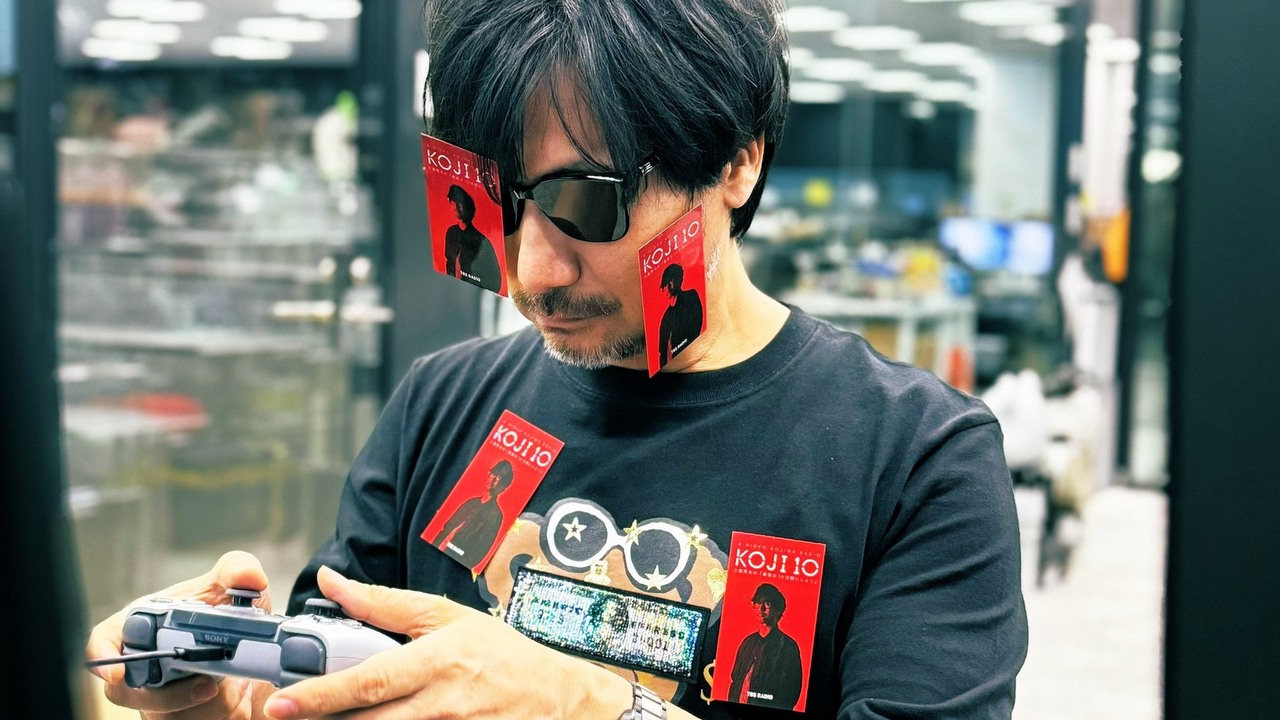 Kojima spędza tak dużo czasu na testowaniu Death Stranding 2, że brakuje mu snu. „Zasnąłem dwa razy w trakcie dostawy”, źródło grafiki: Ayako Terashima / Hideo Kojima..