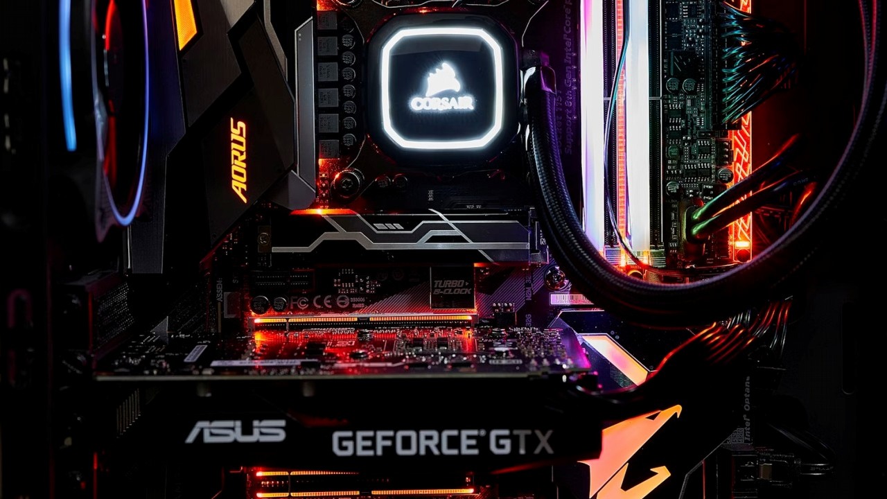 Karty graficzne stoją w miejscu. „Gdyby mogli, to sprzedawaliby RTX-a 5060 z 6 GB VRAM-u GDDR5”, źródło grafiki: ???? Jose G. Ortega Castro ????; Unsplash.com; 2020.