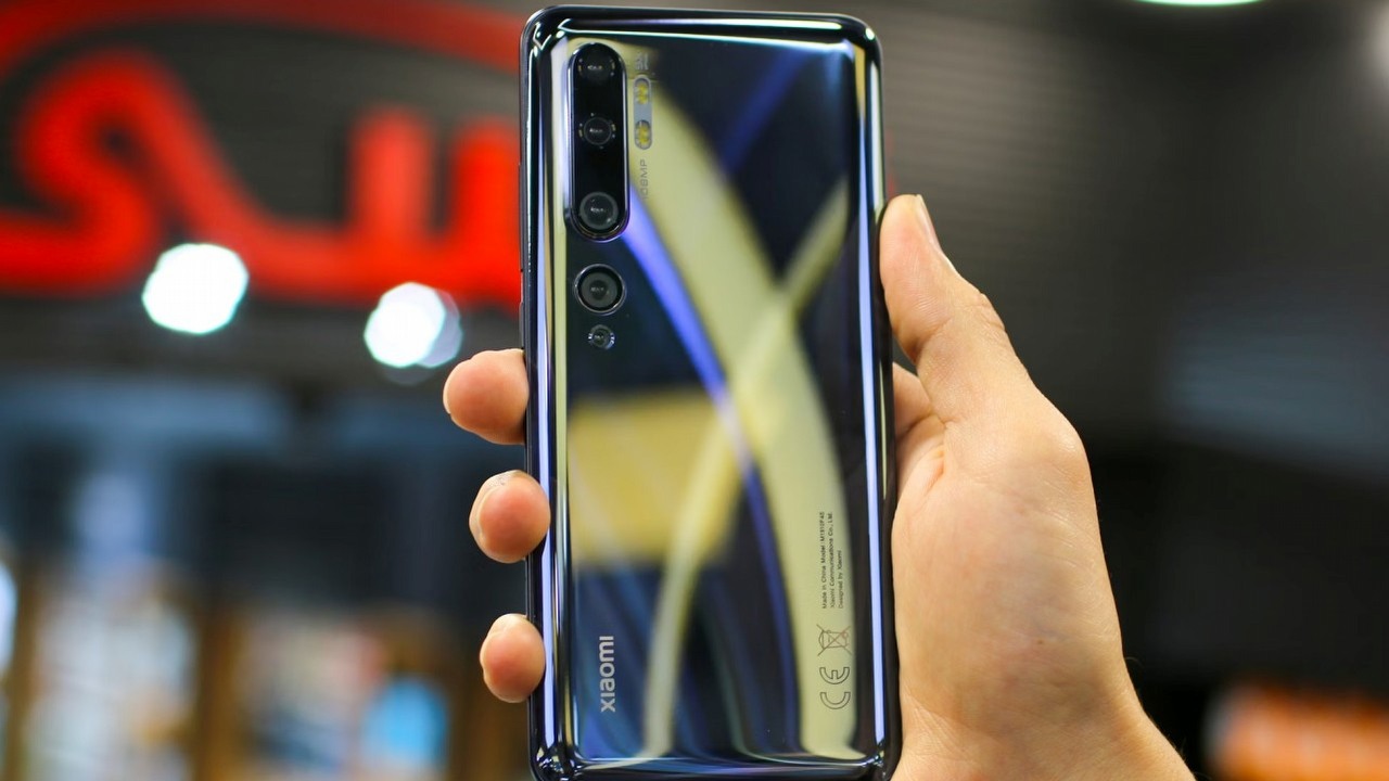 Redmi może szykować smartfon z naprawdę wydajną baterią, źródło grafiki: Zana Latif; Unsplash.com; 2020.