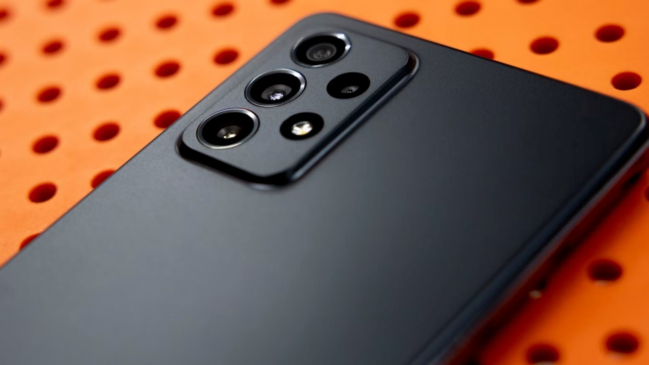 Samsung Galaxy S25 Slim może doczekać się całkiem nowego systemu aparatów, źródło grafiki: N.Tho.Duc; Unsplash.com; 2021.