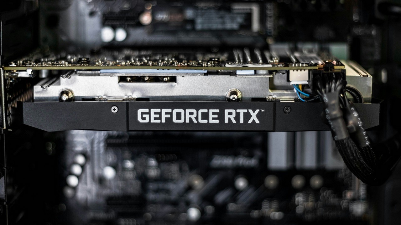 Pierwszy niereferencyjny RTX 5080 wyciekł; 16 GB pamięci VRAM to już w zasadzie pewnik, źródło grafiki: Unsplash | Christian Wiediger..